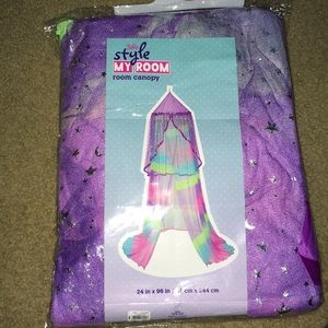 Style my room room canopy